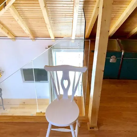 32 - Center Of Duplex Apartment, Barrio Alto Лиссабон