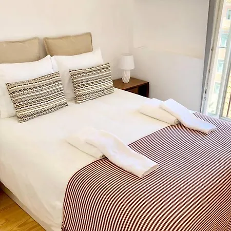 Апартаменты 32 - Center Of Duplex Apartment, Barrio Alto